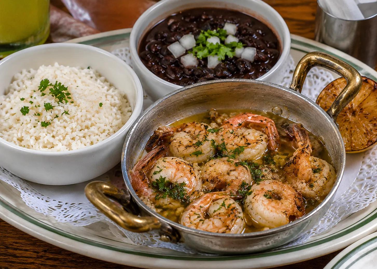 Popular item de Latin on Ocean Drive: GARLIC SHRIMP