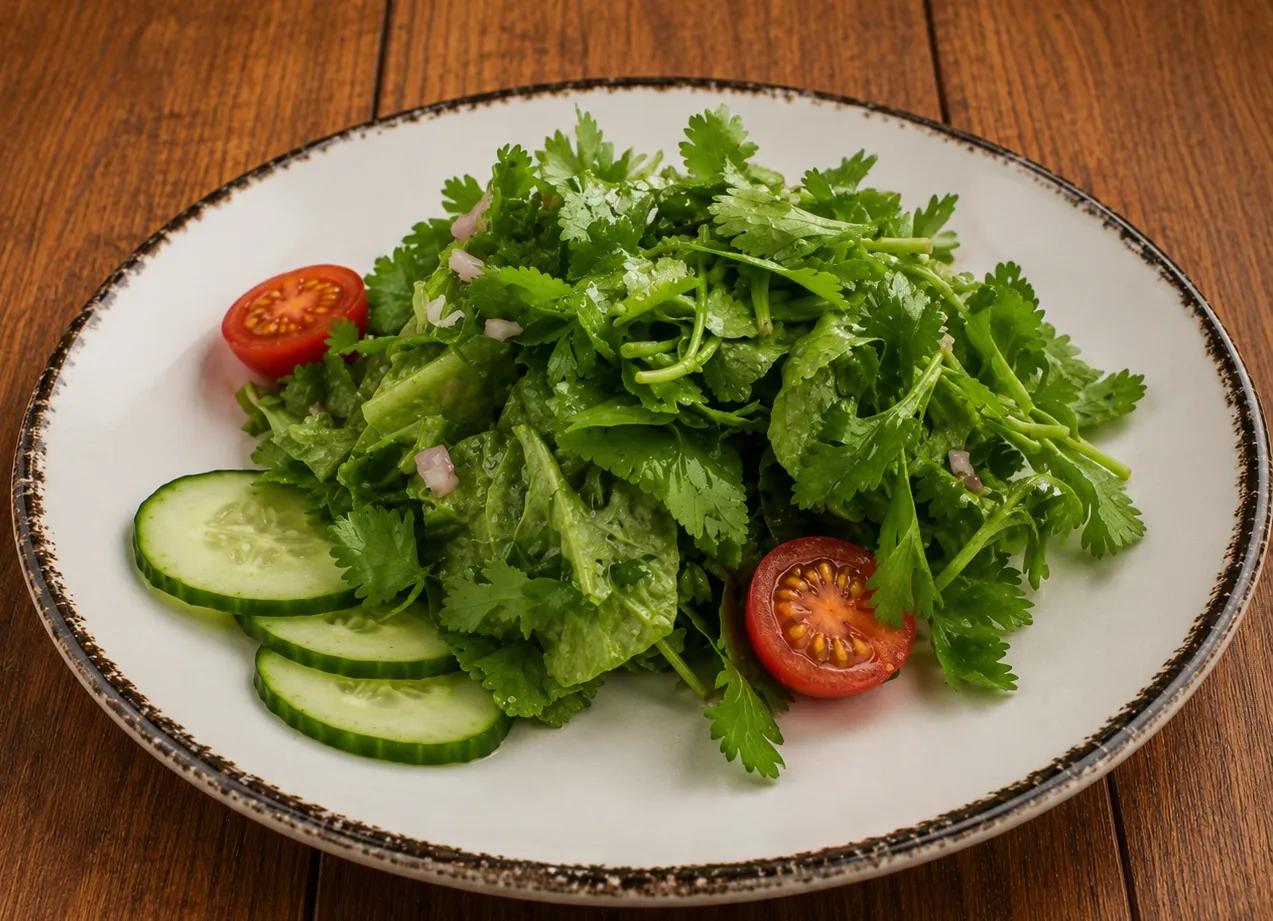 Popular item de Latin on Ocean Drive: Seasonal Salad